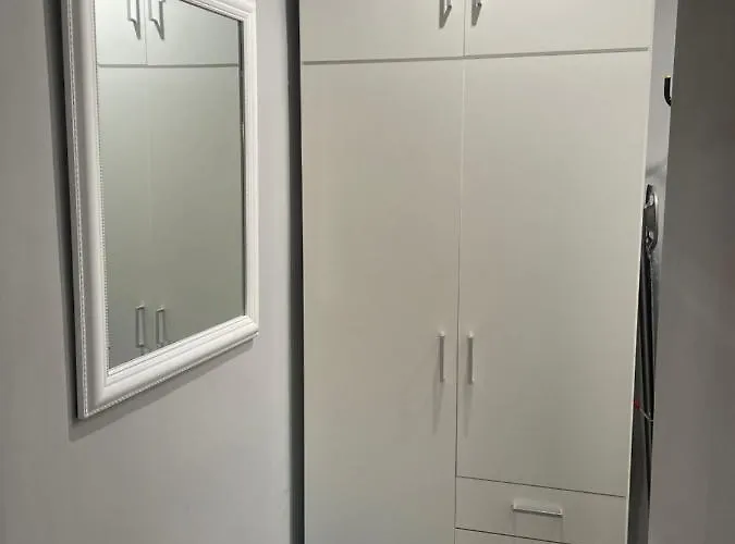 Flat In The Heart Of Апартамент